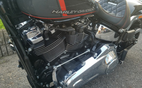 HARLEY  HARLEY FXBR 2024 YEZ