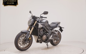 HONDA CB650R E-Clutch 2026 RH17