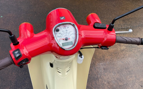 HONDA SUPER CUB 110 HELLOKITTY JA59