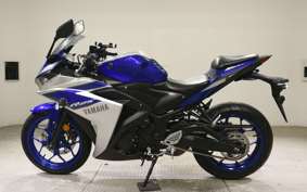 YAMAHA YZF-R25 2015 RG10J