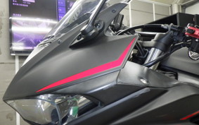 YAMAHA YZF-R25 A 2020 RG10J