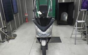 HONDA PCX150-2ﾔﾈﾂｷ KF18
