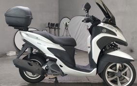 YAMAHA TRICITY 125 SE82J