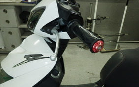 YAMAHA CYGNUS 125 XSR 2 2001 SE44J