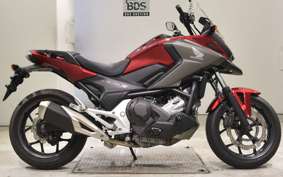 HONDA NC750X D 2020 RC90