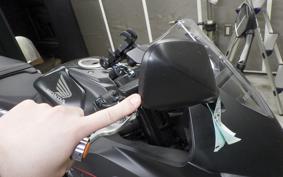 HONDA CBR650R E-Clutch 2024 RH17