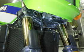 KAWASAKI ZRX1100 2000 ZRT10C