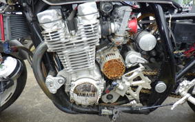 YAMAHA XJR1300 RP01J