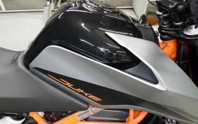 KTM 390 DUKE 2022