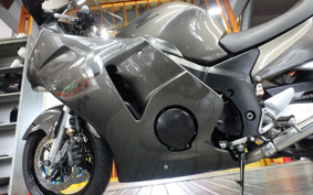 HONDA CBR1100XX 1997 SC35