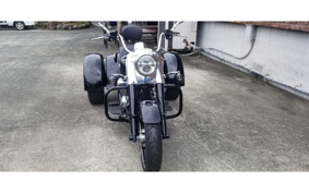 HARLEY FLRT 2017 MCC