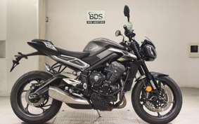 TRIUMPH STREET TRIPLE R 2023