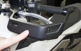 HONDA X-ADV 750 2025 RH21