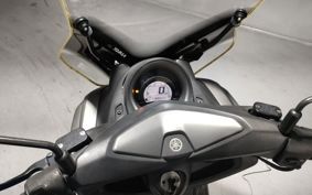 YAMAHA N-MAX 155 SG50J