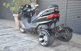 YAMAHA MAJESTY 250C TRIKE SG03J