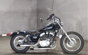 YAMAHA VIRAGO 250 3DM