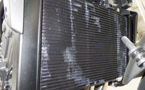 HONDA CB650R E-Clutch 2025