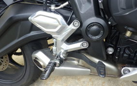 TRIUMPH TRIDENT 660 2023