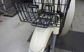 HONDA C110 SUPER CUB JA59