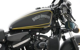 HARLEY XL883N 2015 LE2