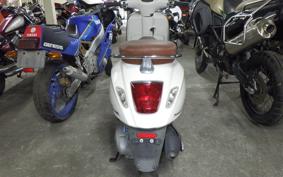 VESPA PRIMAVERA125