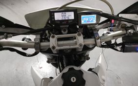SUZUKI GLASS TRACKER BIG BOY NJ4BA