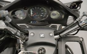 HONDA SILVERWING600 PF01