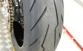 DUCATI STREETFIGHTER V2 2022 3F00