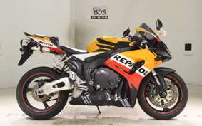 HONDA CBR1000RR 2006 SC57