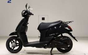 SUZUKI ﾚｯﾂ CA4AA