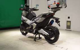 HONDA X-ADV 750 2026 RH21