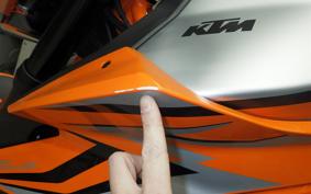 KTM 1290 SUPER DUKE R EVO