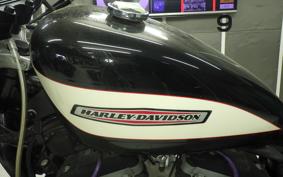 HARLEY XL883R 2006