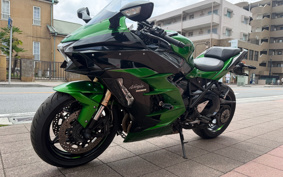 KAWASAKI NINJA H2 SX SE 2018 ZXT02A