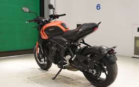 TRIUMPH TRIDENT 660 2023