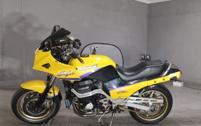 KAWASAKI GPZ900R NINJA 2000 ZX900A