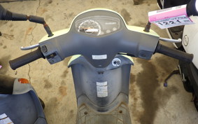 SUZUKI LET's 4 CA45A