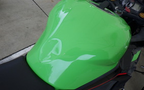 KAWASAKI ZX-25R ZX250E