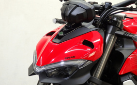DUCATI STREET FIGHTER V2 2023 3F00