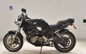 SUZUKI BANDIT 250 GJ74A