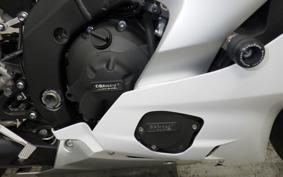 YAMAHA YZF-R6 2019
