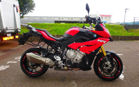 BMW S1000XR 2015 0D03