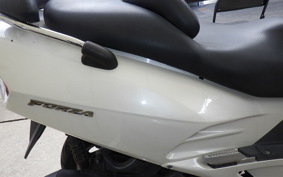 HONDA FORZA X MF06