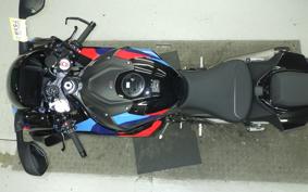 BMW M1000RR 2026