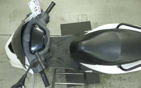 YAMAHA CYGNUS 125 XSR 3