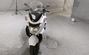 SYM RV125EFi ..