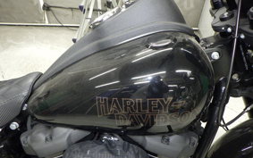 HARLEY FXLRS1870 2021