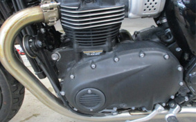 TRIUMPH BONNEVILLE T100 2023 DAD70G