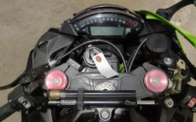KAWASAKI ZX 10 NINJA R 2017 ZXCR16