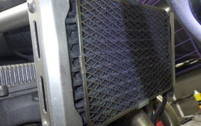 SUZUKI GSF750 1999 GR7EA